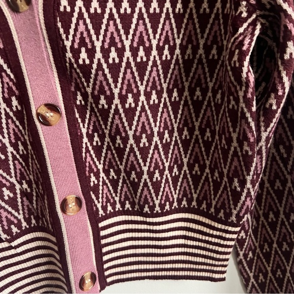 Hem & Thread NWT Maroon and Light Pink Geometric Cardigan, Women’s Size Medium - Picture 3 of 5